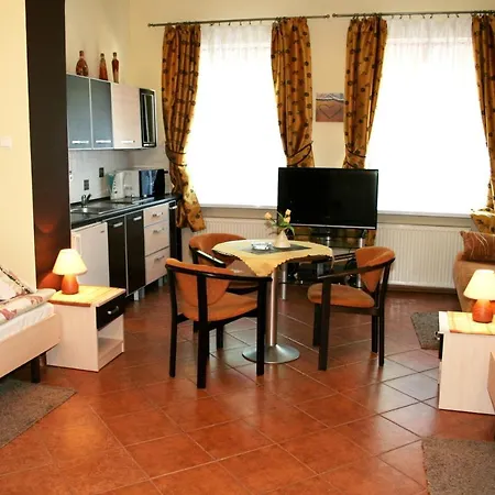 Babette - Parking, Wi-fi, Reinigung - Alles Im Preis Inbegriffen! Apart-hotel